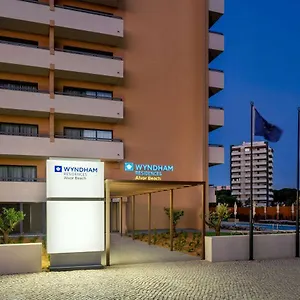 Hotel Wyndham Residences (adults Only)